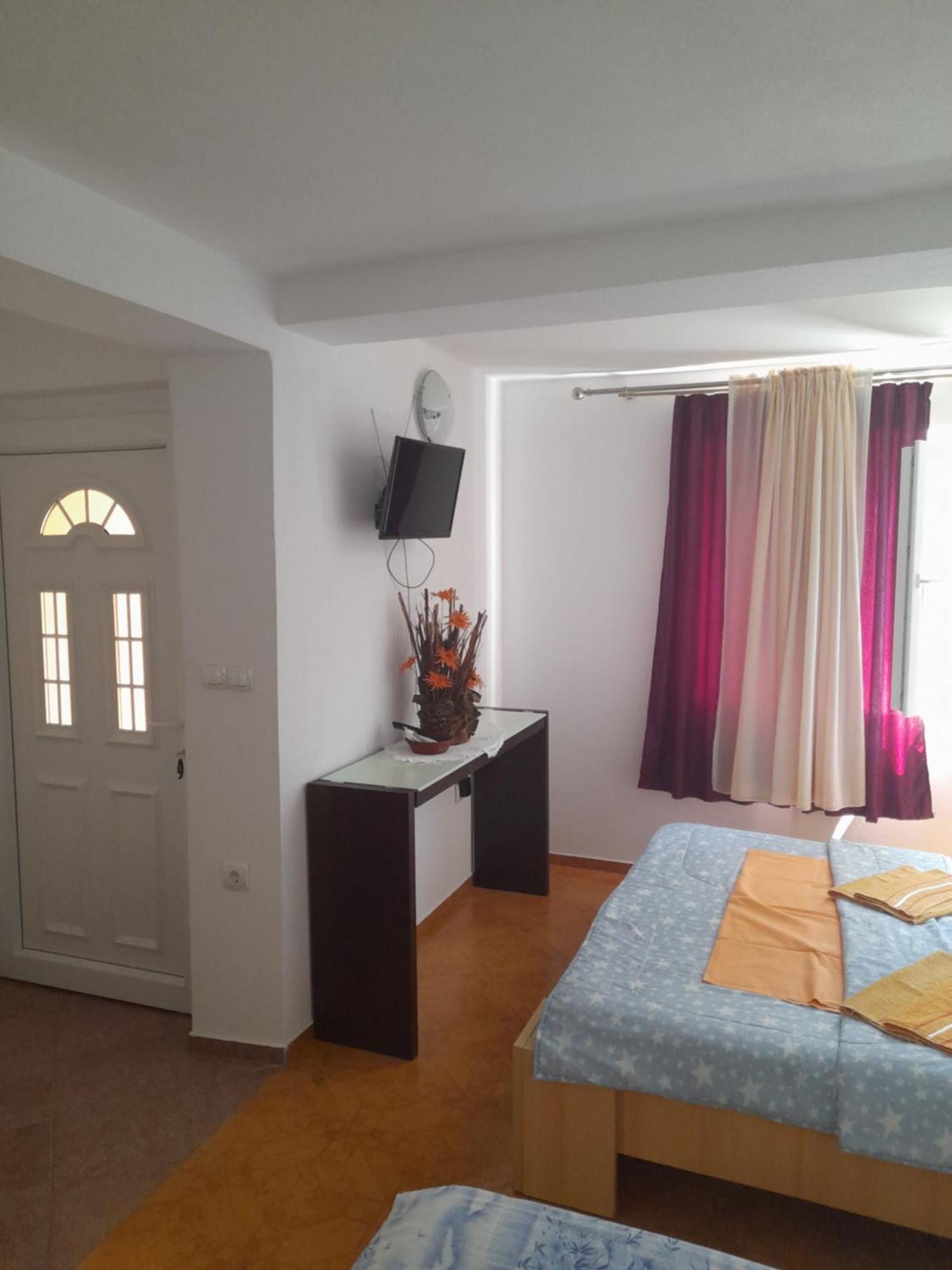 Apartments Kovacevic Petrovac Kamer foto