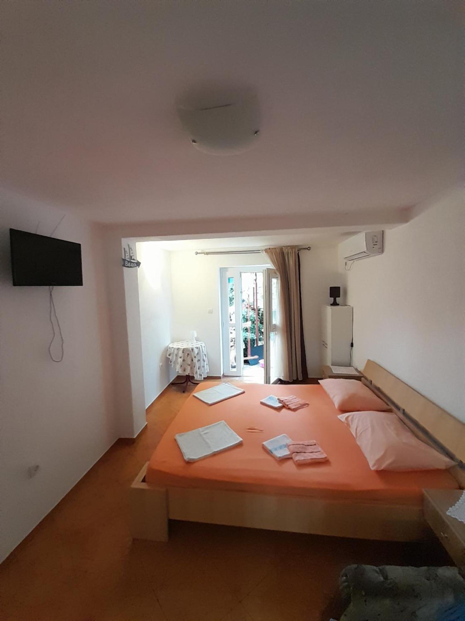 Apartments Kovacevic Petrovac Kamer foto
