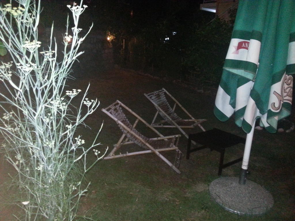 Apartments Kovacevic Petrovac Buitenkant foto